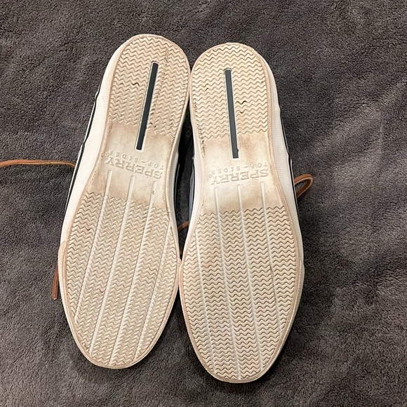 Sperry Top Siders. Like new. 8.5 - Picture 4 of 5